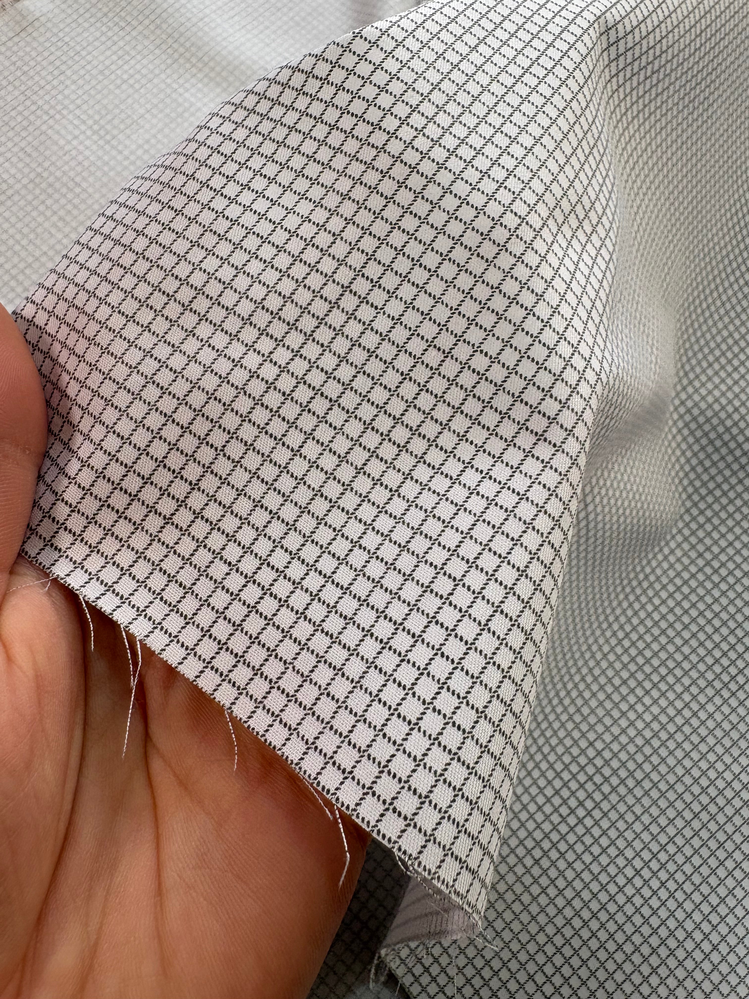 100% COTONE QUADRETTO TRATTEGGIATO