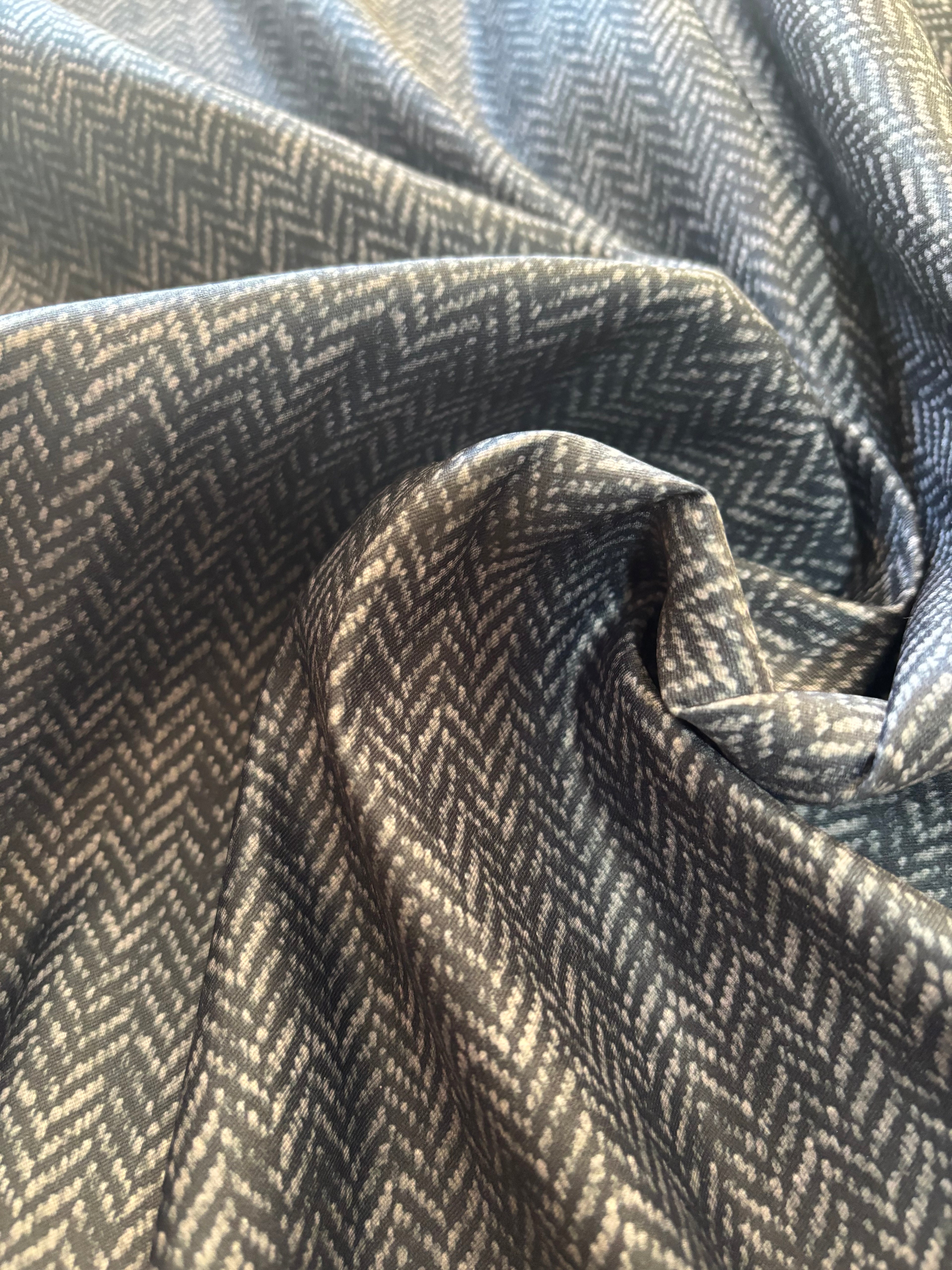 DUCHESSE STRETCH H150