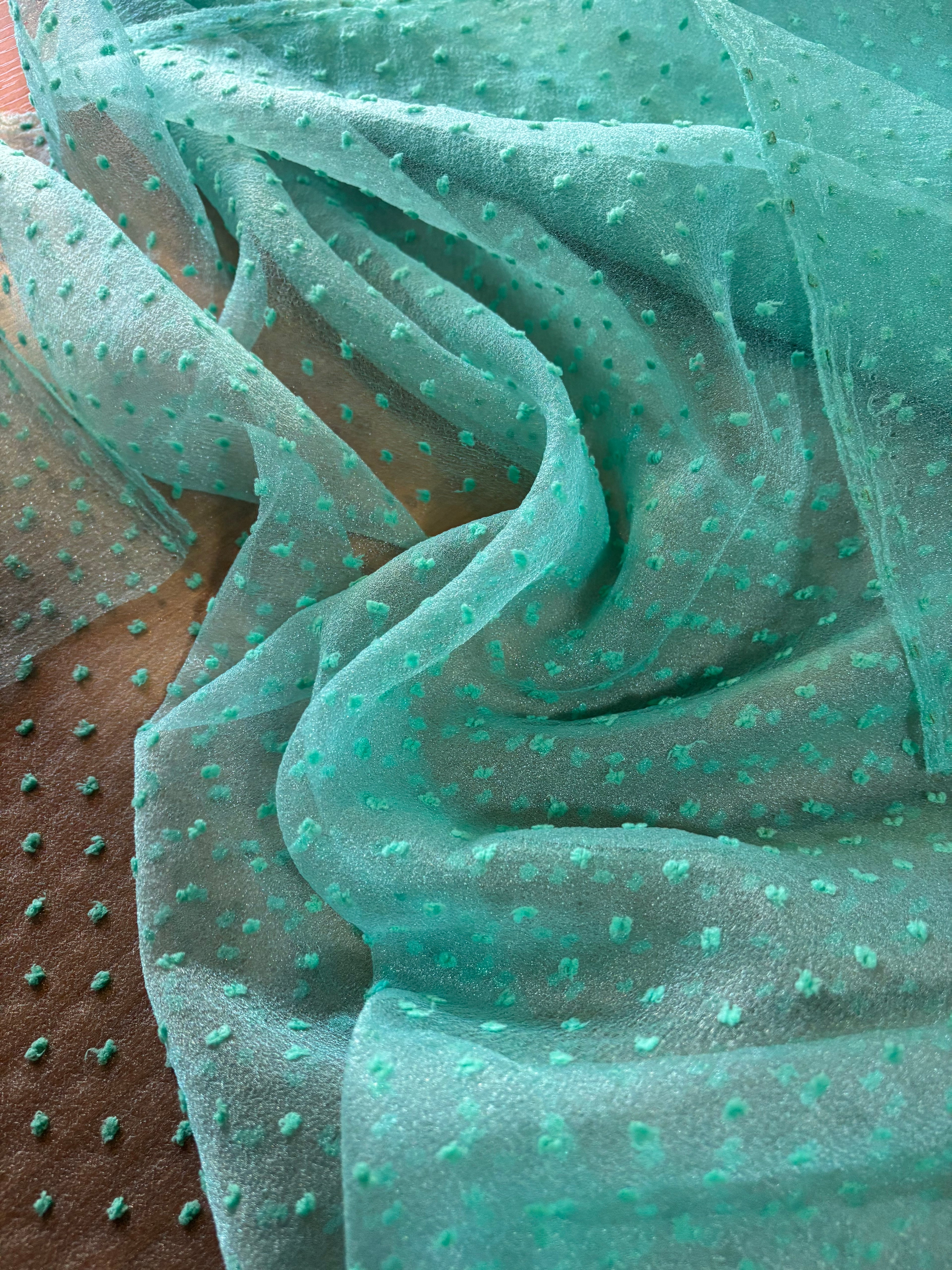 ORGANZA PLUMETIS