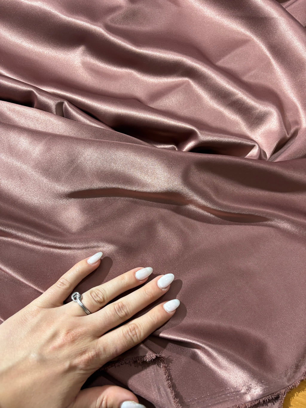 SATIN MANO SETA