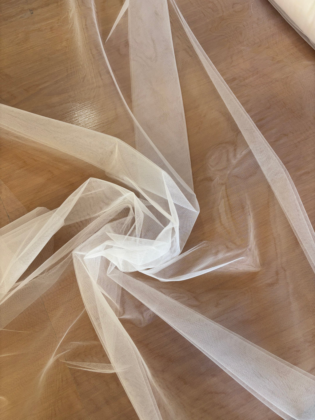 TULLE H300CM