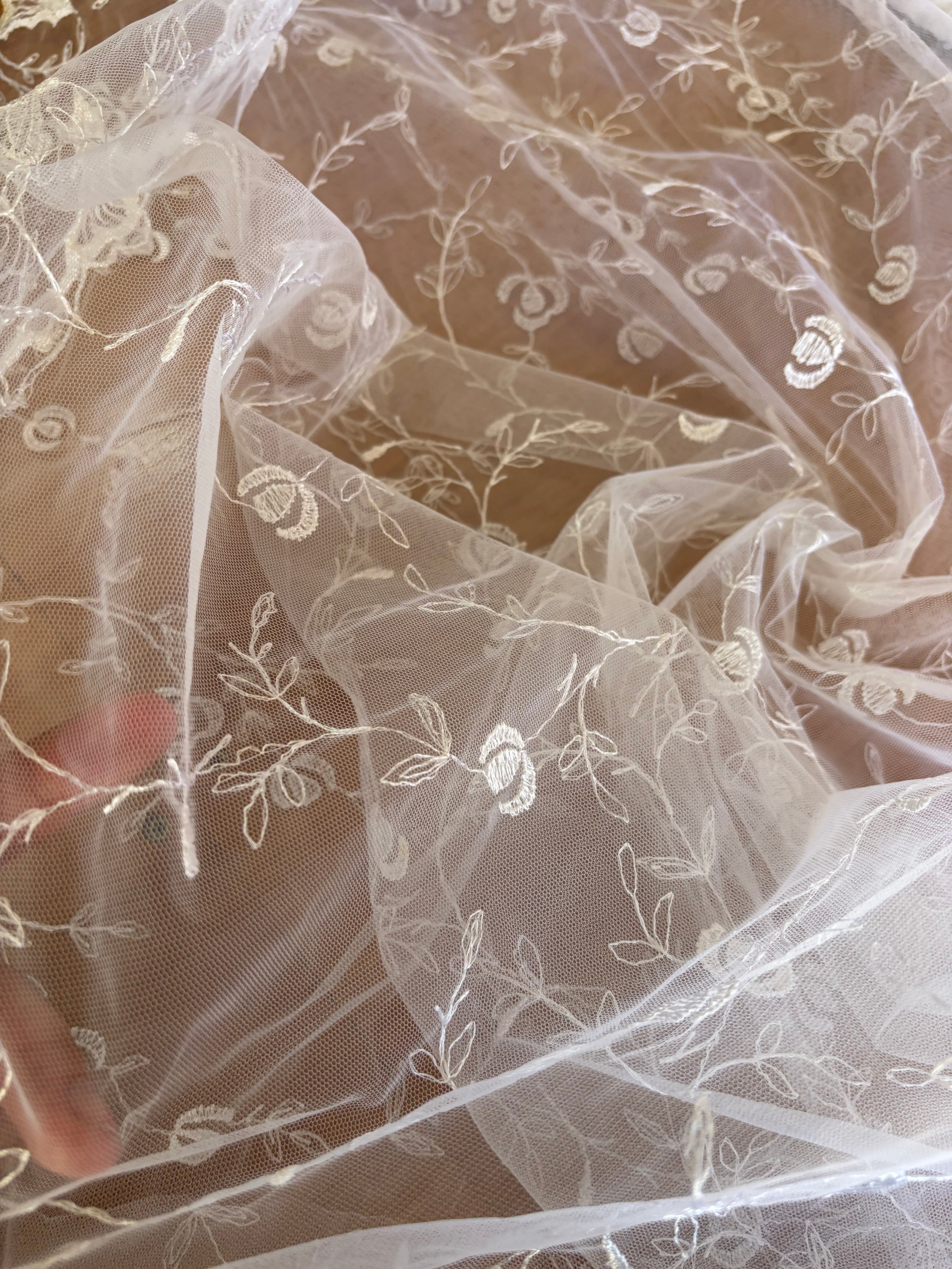 TULLE RICAMATO
